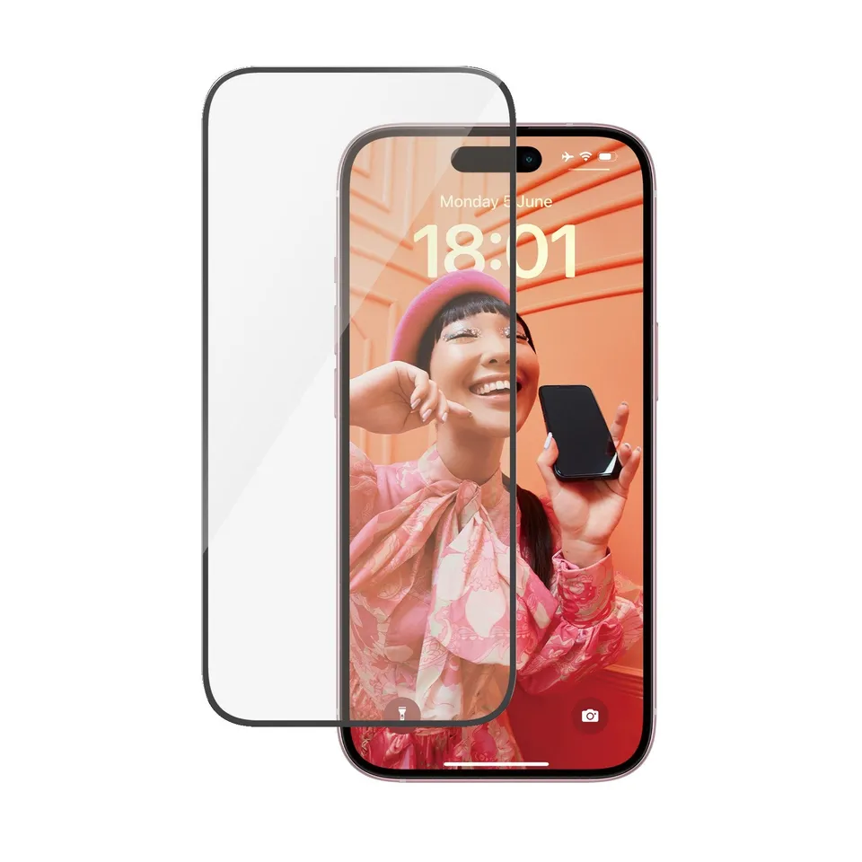 panzerglass-displayschutz-iphone-15-ultra-wide-fit-mit-easyaligner image 1