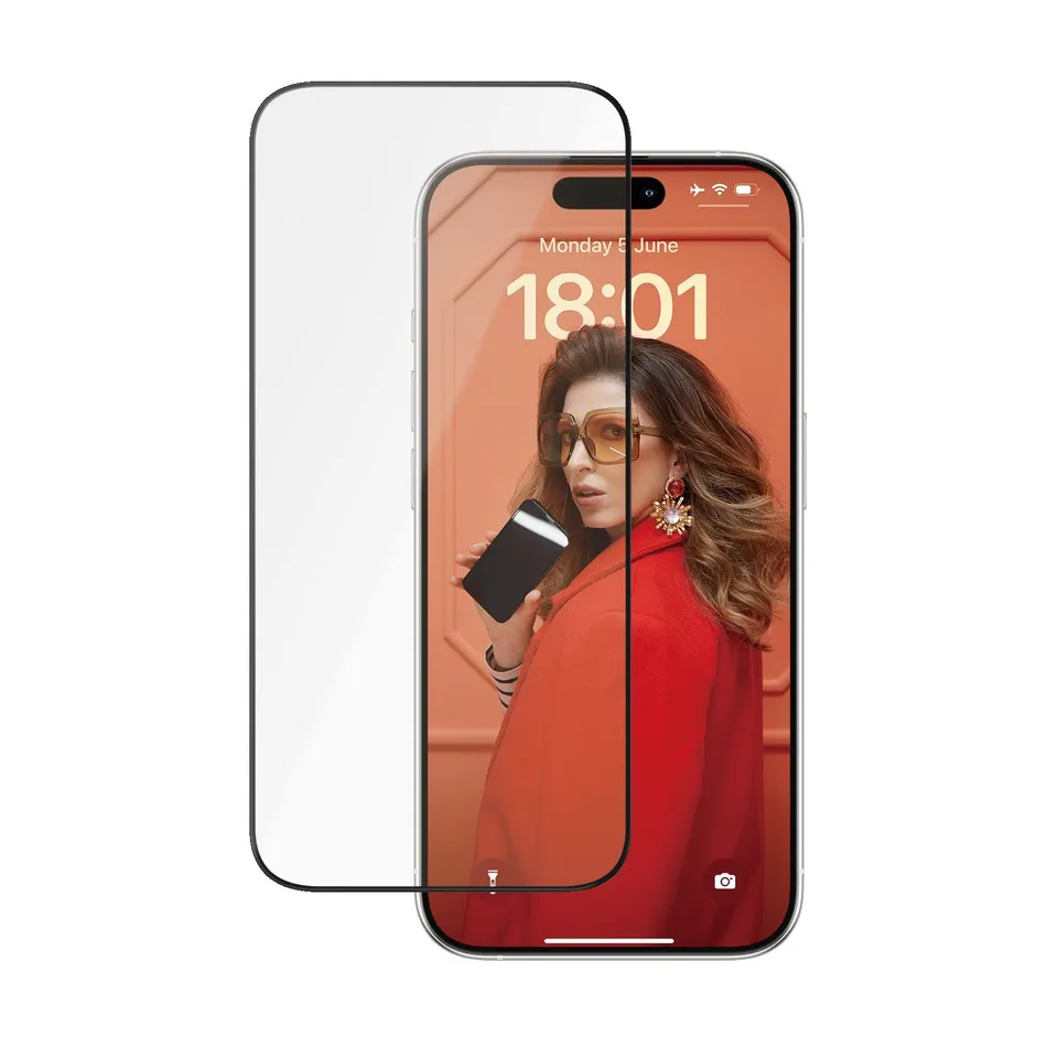 panzerglass-ceramic-displayschutz-iphone-15-pro-ultra-wide-fit-mit-easyaligner image 1